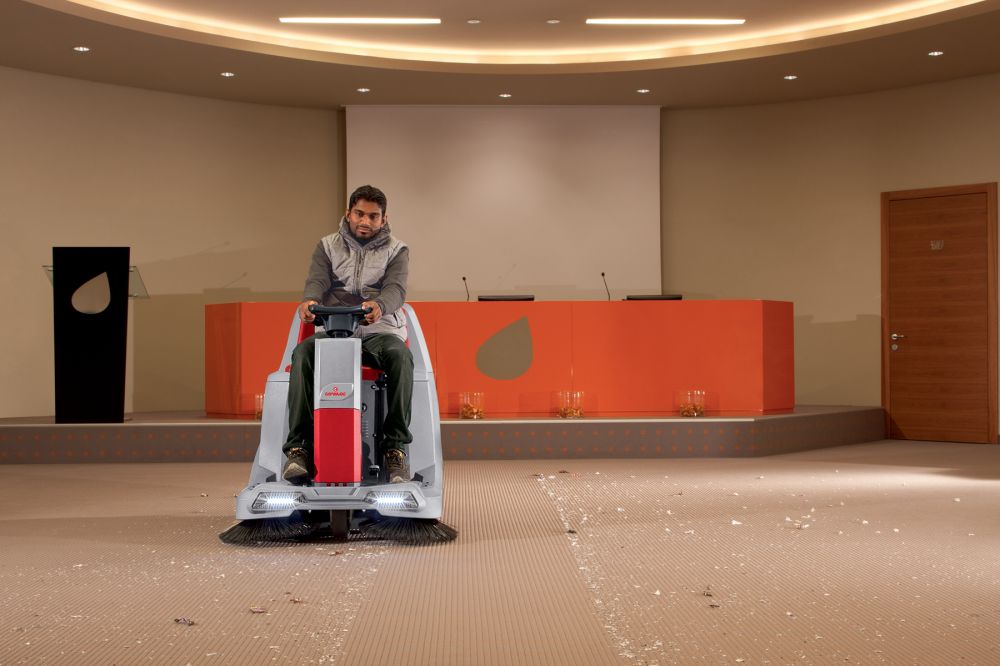 barredora-comac-cs60-hybrid