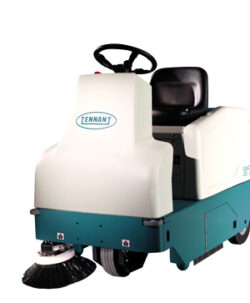 BARREDORA SUBCOMPACTA TENNANT 6100 CONDUCTOR SENTADO
