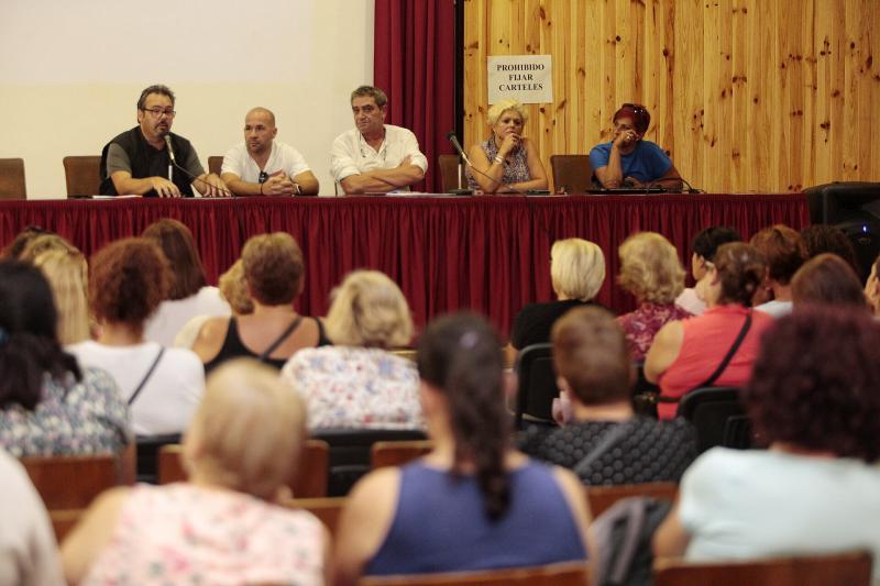 El Servicio de Salud inicia la rescisión del contrato con la empresa de limpieza.