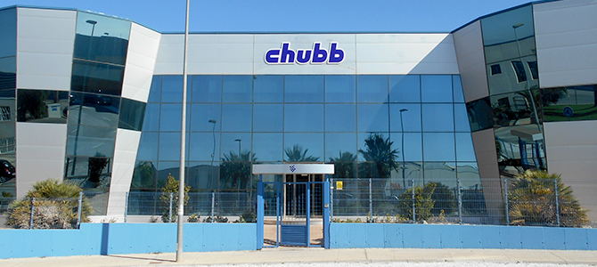 La valenciana Unecol compra Chubb y entra en el sector de Productos de Limpieza