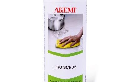 Pro Scrub de Akemi para eliminar la abrasión metálica y suciedad persistente