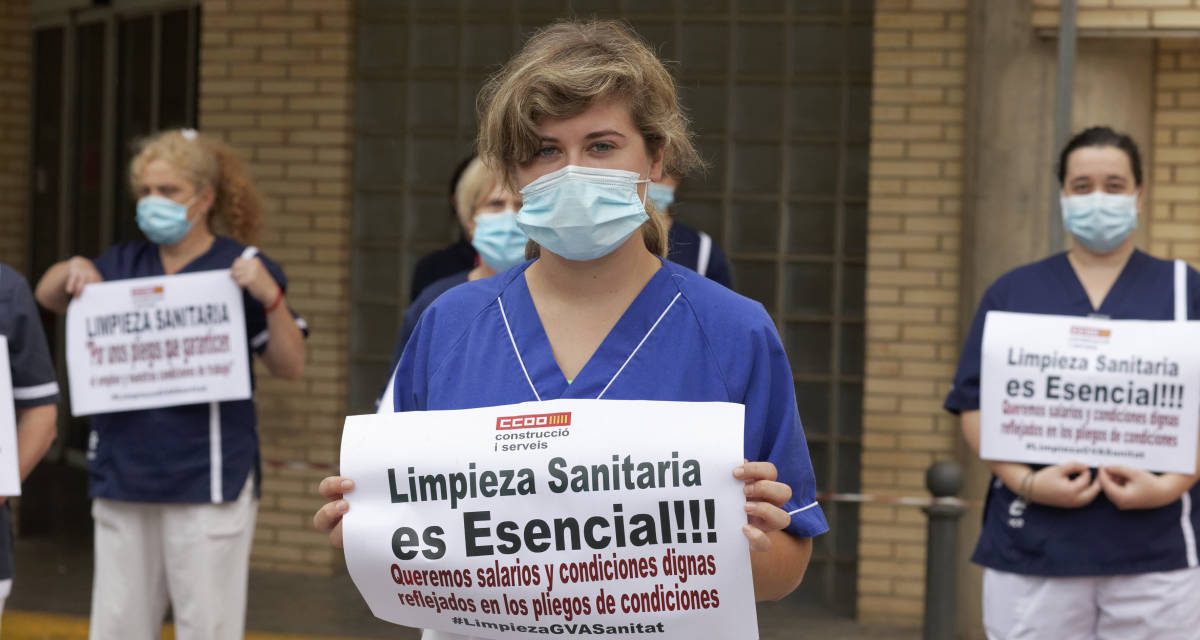 Castellón. Hacienda obliga a modificar el contrato de limpieza de hospitales para no perjudicar a las trabajadoras