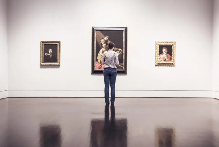 Sala de una galería de arte