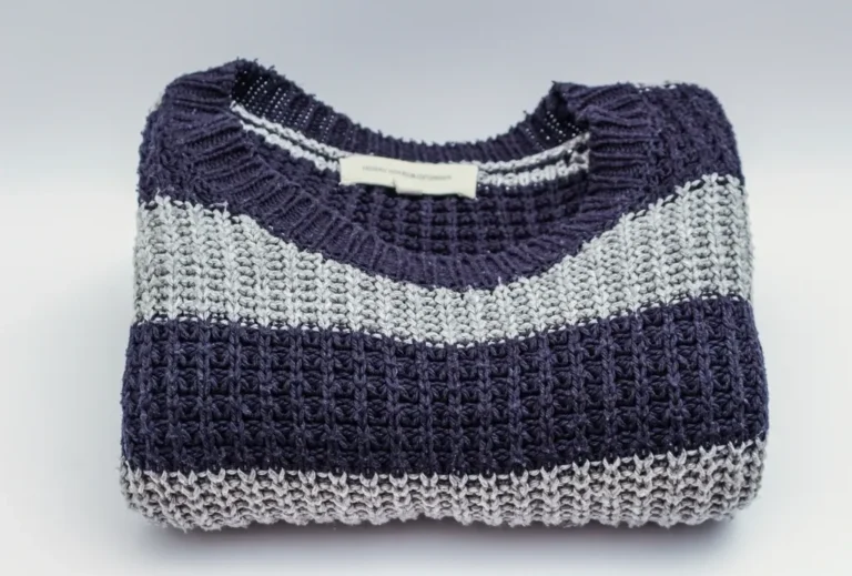 Jersey de lana doblado
