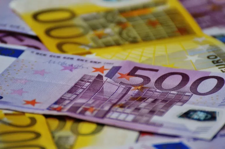 Billetes de euro de distintos valores