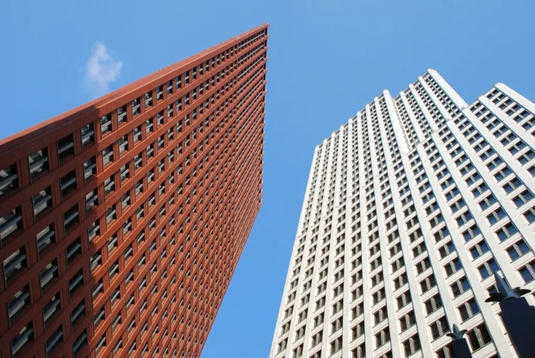 Edificio de oficinas moderno