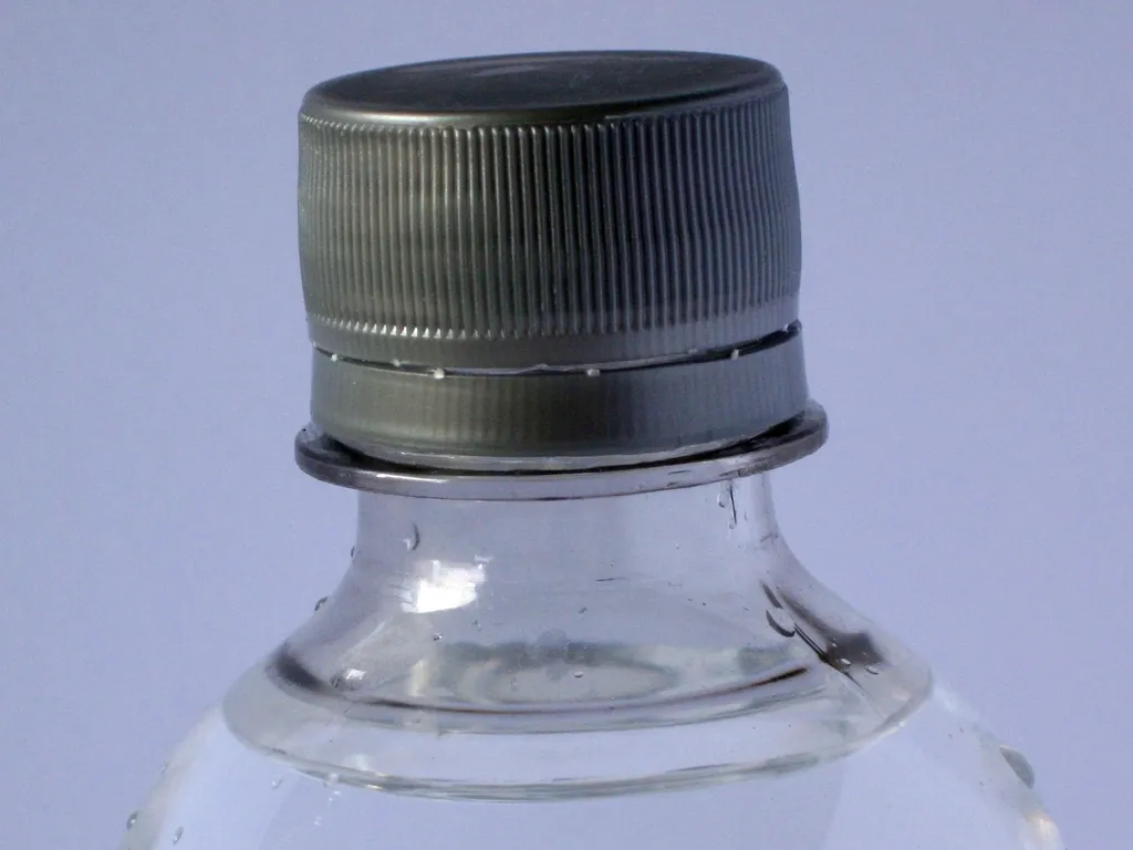 Tapón de una botella de plástico